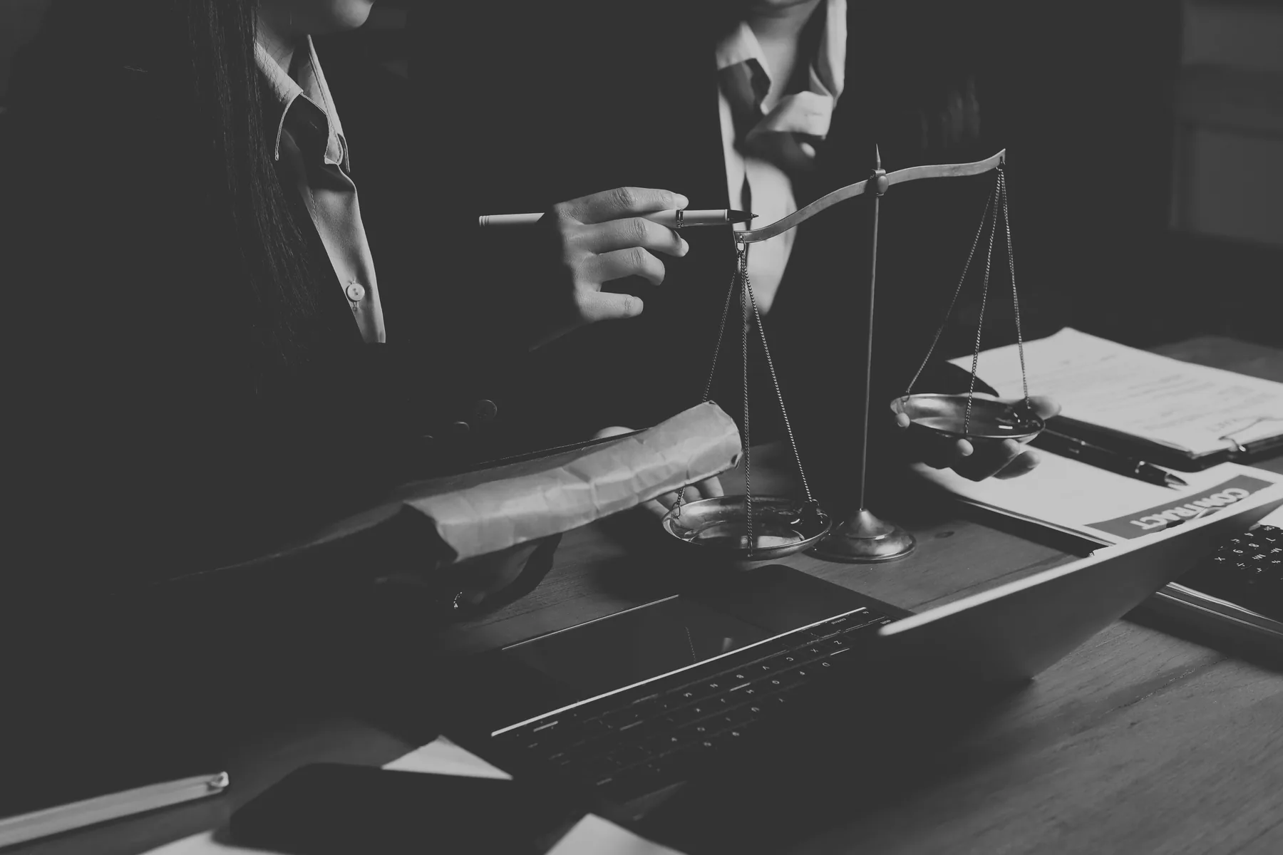 Asesoría jurídica y administrativa